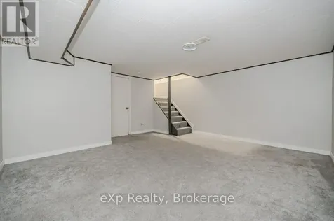 165 Green Valley Drive Kitchener ON N2P 1K3