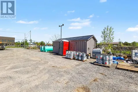 147 Reis Road Ottawa ON K0A 1L0