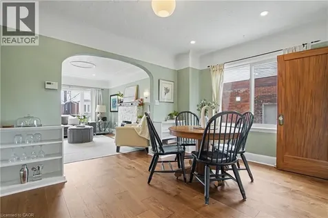 34 Weir Street South Hamilton ON L8K 3A4