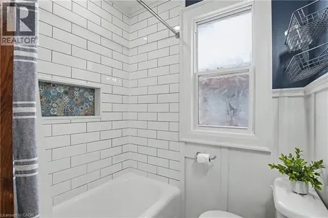 34 Weir Street South Hamilton ON L8K 3A4