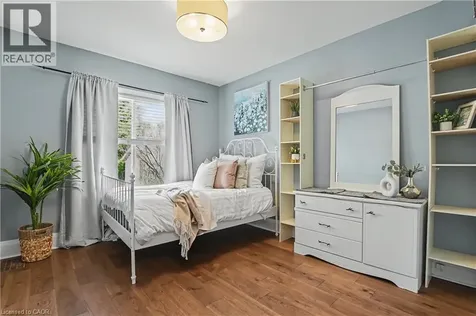 34 Weir Street South Hamilton ON L8K 3A4