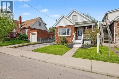 34 Weir Street South Hamilton ON L8K 3A4
