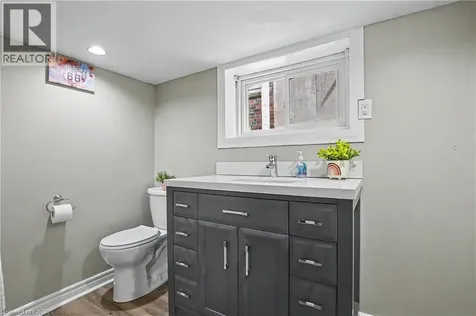34 Weir Street South Hamilton ON L8K 3A4