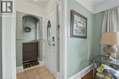 34 Weir Street South Hamilton ON L8K 3A4