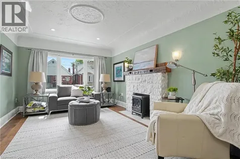 34 Weir Street South Hamilton ON L8K 3A4
