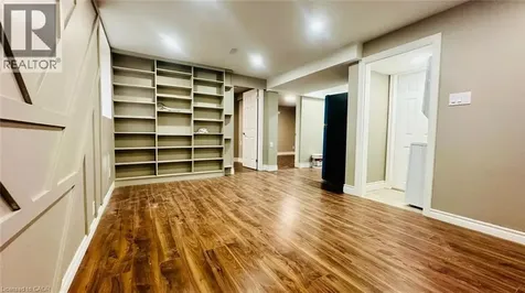 287 Resurrection Drive Kitchener ON N2N 3H4