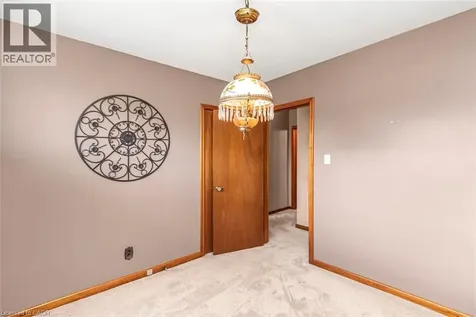 435 East 36th Street Hamilton ON L8V 4A4