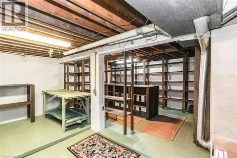 435 East 36th Street Hamilton ON L8V 4A4
