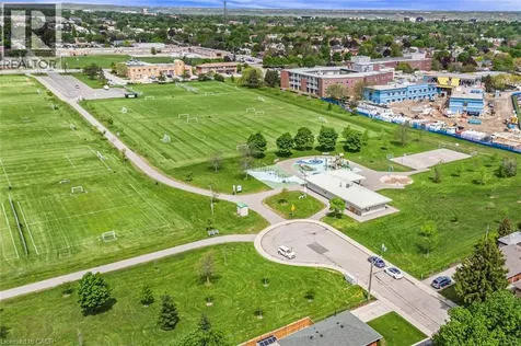 435 East 36th Street Hamilton ON L8V 4A4