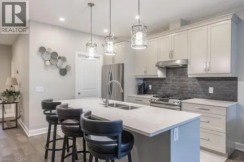 14 Campbell Street Thorold ON L2V 0J3