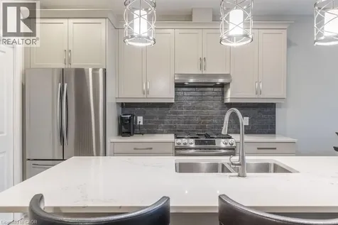 14 Campbell Street Thorold ON L2V 0J3
