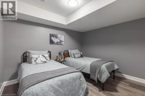 14 Campbell Street Thorold ON L2V 0J3