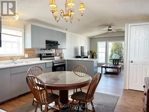 1304 Madison Street Severn ON L3V 0V1