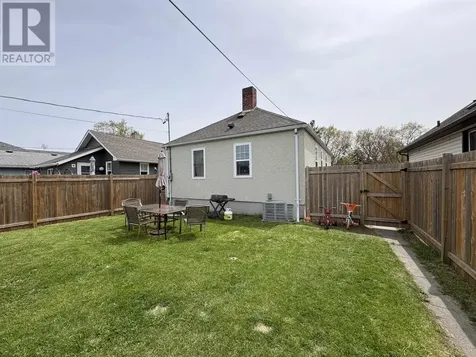 408 Third St E Fort Frances ON P9A 1R3