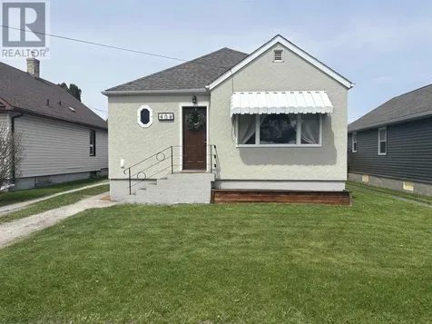 408 Third St E Fort Frances ON P9A 1R3