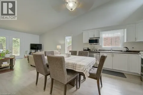 58 Harris Avenue Brantford ON N3R 2E9