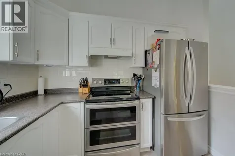 58 Harris Avenue Brantford ON N3R 2E9