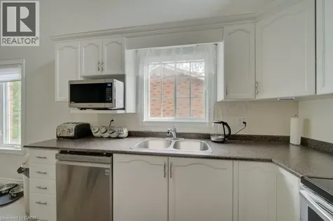 58 Harris Avenue Brantford ON N3R 2E9