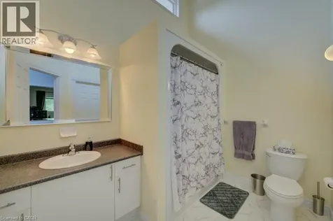58 Harris Avenue Brantford ON N3R 2E9