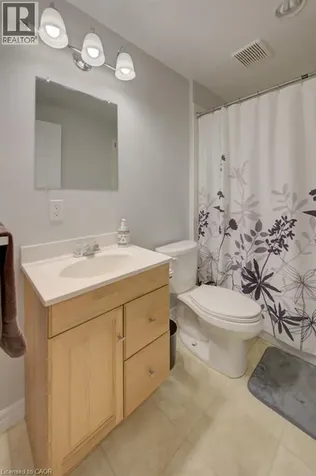 58 Harris Avenue Brantford ON N3R 2E9