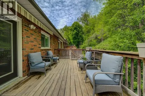 58 Harris Avenue Brantford ON N3R 2E9