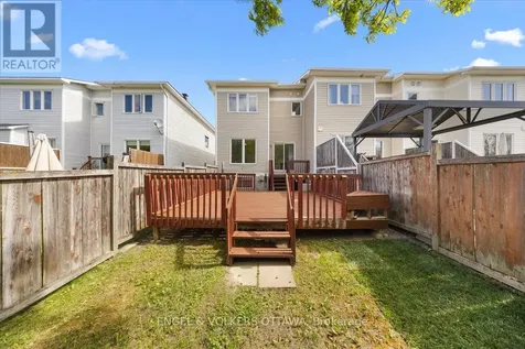 348 Hillsboro Private Ottawa ON K2M 3B1