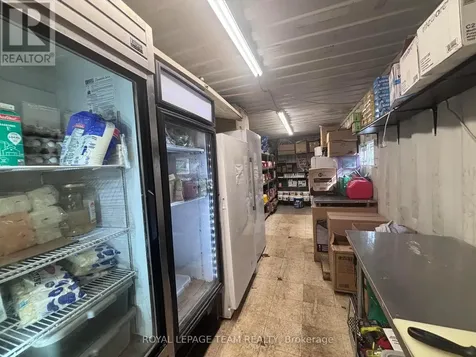2560 Bank Street Ottawa ON K1T 1M9