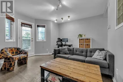 513 King Edward Avenue Ottawa ON K1N 7N3