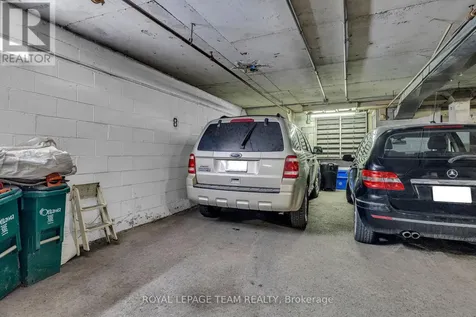513 King Edward Avenue Ottawa ON K1N 7N3