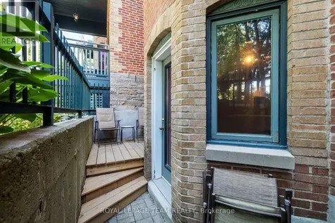 513 King Edward Avenue Ottawa ON K1N 7N3