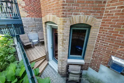 513 King Edward Avenue Ottawa ON K1N 7N3