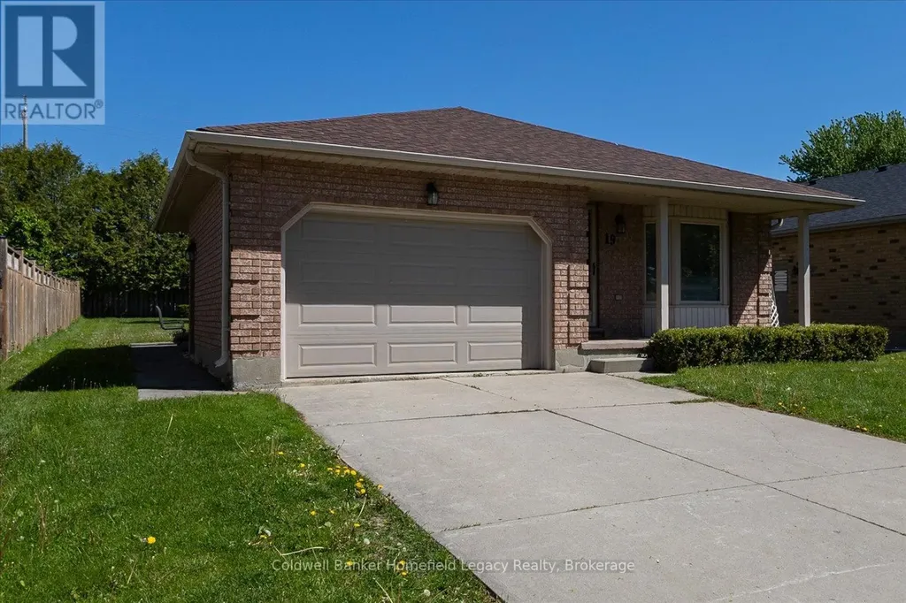 19 Meadowridge Drive St. Marys ON N4X 1B7