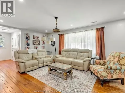 312 Coronado Drive Tecumseh ON N8N 2E4
