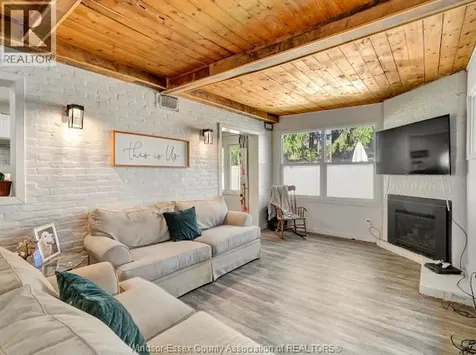312 Coronado Drive Tecumseh ON N8N 2E4