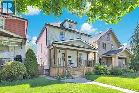 712 Gladstone Windsor ON N8A 2R2