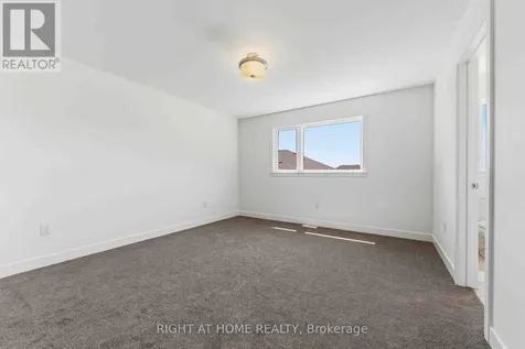 453 Haresfield Court Ottawa ON K4M 0B6