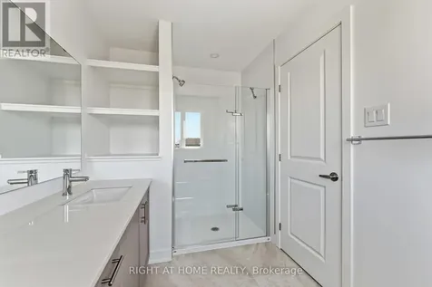 453 Haresfield Court Ottawa ON K4M 0B6