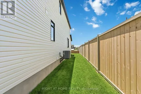 453 Haresfield Court Ottawa ON K4M 0B6