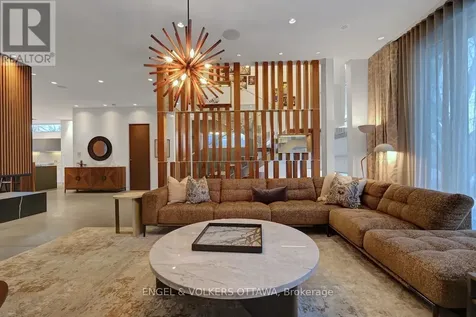 608 Byron Avenue Ottawa ON K2A 0E5