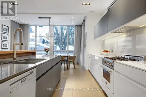608 Byron Avenue Ottawa ON K2A 0E5