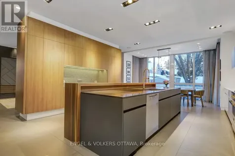 608 Byron Avenue Ottawa ON K2A 0E5