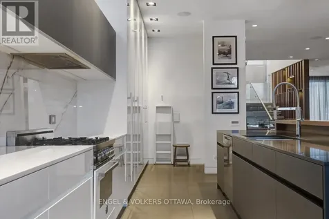 608 Byron Avenue Ottawa ON K2A 0E5