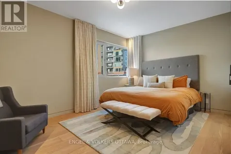 608 Byron Avenue Ottawa ON K2A 0E5
