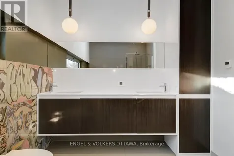 608 Byron Avenue Ottawa ON K2A 0E5