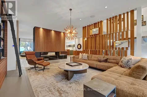 608 Byron Avenue Ottawa ON K2A 0E5