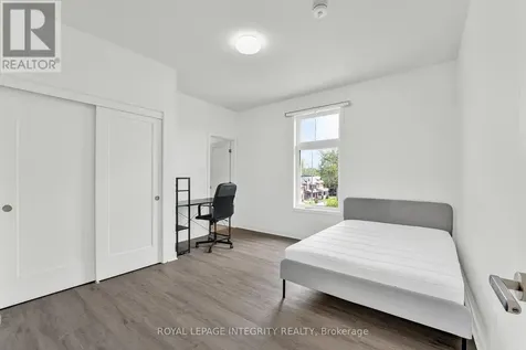 442 Sunnyside Avenue Ottawa ON K1S 0S9
