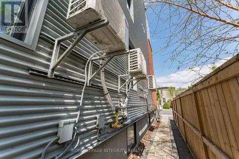 442 Sunnyside Avenue Ottawa ON K1S 0S9