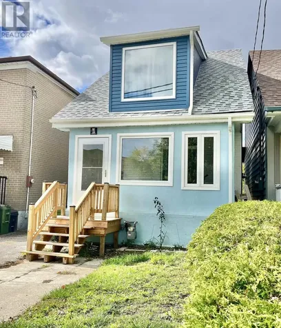 26 Leyton Avenue Toronto (oakridge) ON M1L 3T4