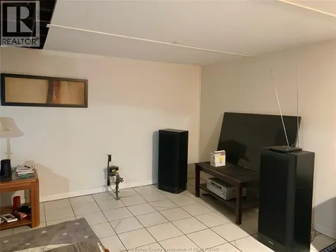 1204 Wigle Avenue Windsor ON N9C 3N1