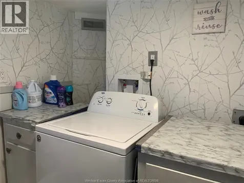 1204 Wigle Avenue Windsor ON N9C 3N1